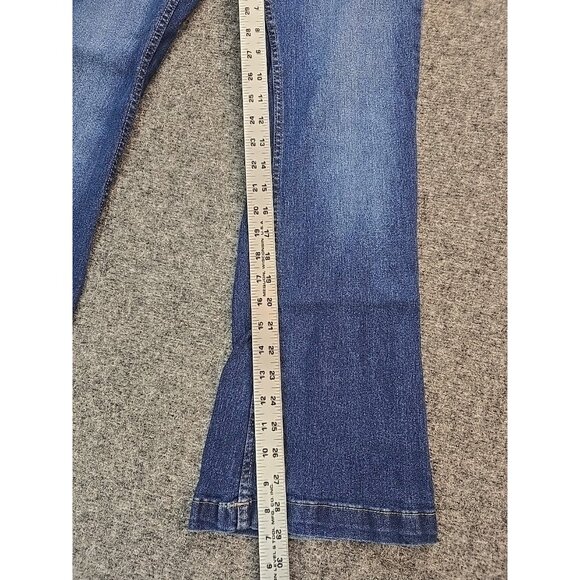 Venus Blue Jeans Size 8 Medium Wash Boot Cut Mid Rise - Picture 2 of 6